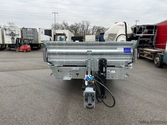 Alacsony rakodószintű pótkocsi MöSLEIN TANDEMKIPPER-TIEFLADER, 3 SEITENKIPPER MIT EINSCHUBRAMPEN