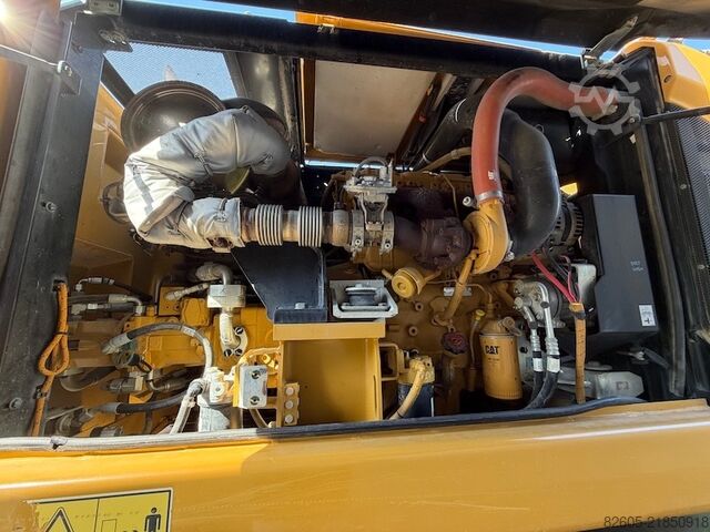Mobiele graafmachine CAT M 314 F