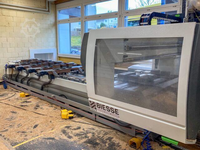 Centre d'usinage à 5 axes BIESSE ROVER C 9.50