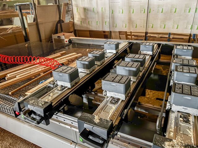 Centro de processamento com fita de bordo BIESSE ROVER B EDGE 1950