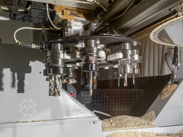 Centro de processamento com fita de bordo BIESSE ROVER B EDGE 1950