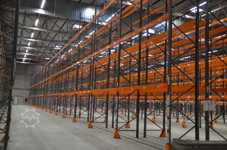 Depo rafları - 8 m çerçeve Dexion SPEEDLOOK