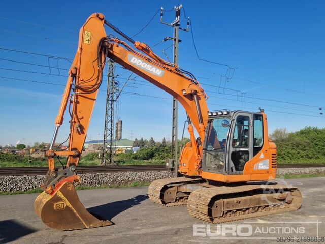 Excavateur Doosan DX140LCR-3