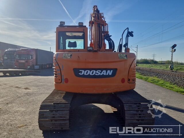 Excavateur Doosan DX140LCR-3