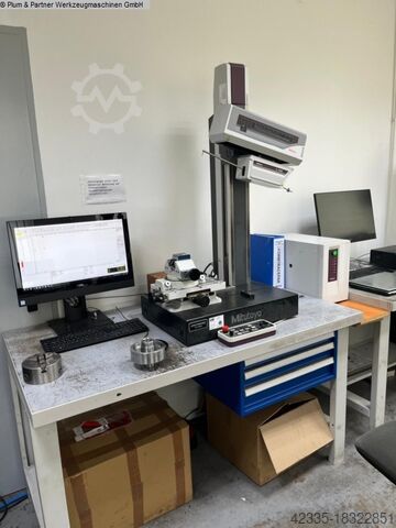 Mätmaskin MITUTOYO Contracer CV 3200 H8