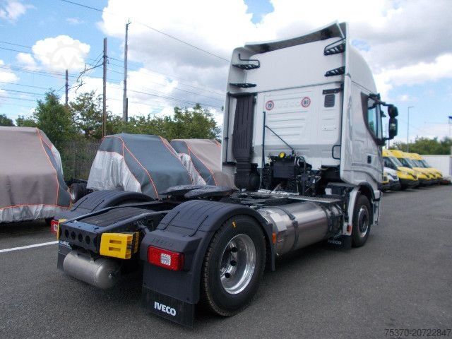 Trattore stradale standard IVECO STRALIS AS440S46T/P LNG