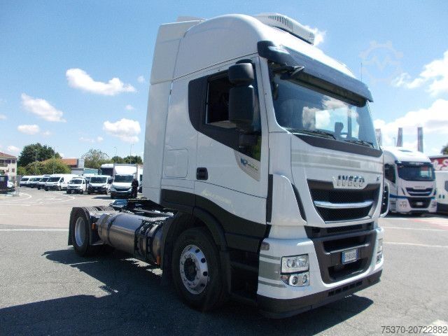 Trattore stradale standard IVECO STRALIS AS440S46T/P LNG