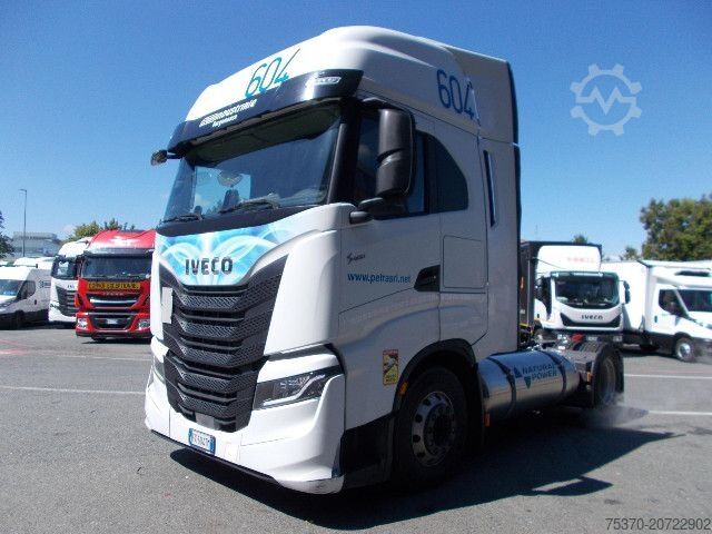 Trattore stradale standard IVECO S-WAY AS440S46T/P LNG