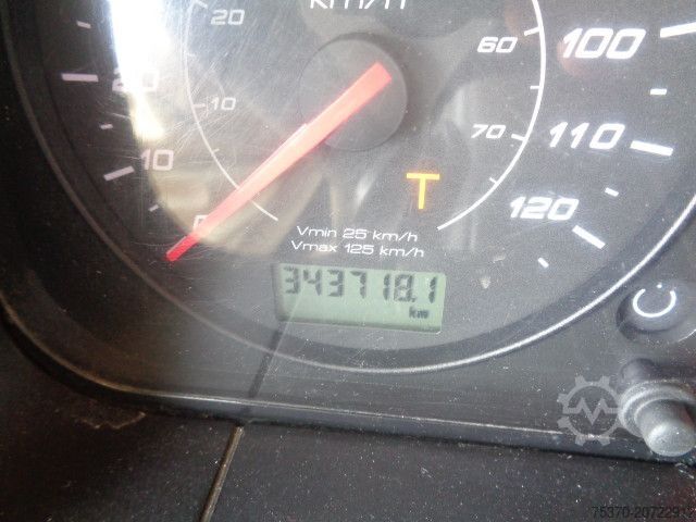 Trattore stradale standard IVECO STRALIS AS440S46T/P HI-WAY LNG