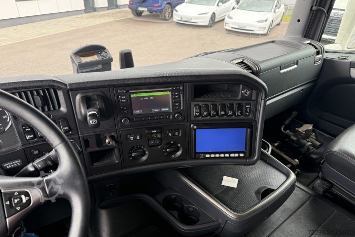 Kamyon şasisi Scania R730LB 6x2*4 Retarder / Swiss-Vehicle