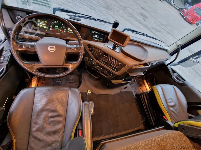 Standard-SZM Volvo FH 16.750 Globetrotter 6x4 - Lift axle - HUB re...