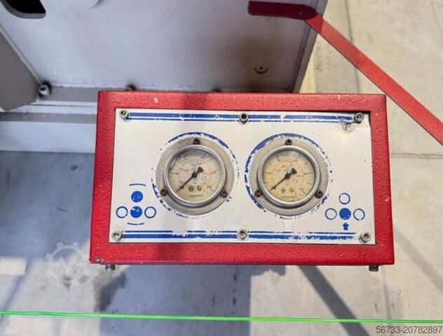 Hydr. czterorolkowa giętarka do rur okrągłych AKBEND AHS 2600 x 20/16 mm