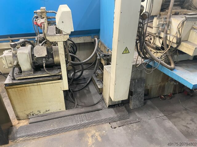 Cylindrical grinding machine CETOS BUC 63 B/4000