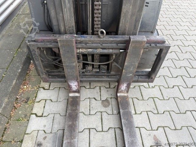 Electric 4-wheel forklift Still R60-20i