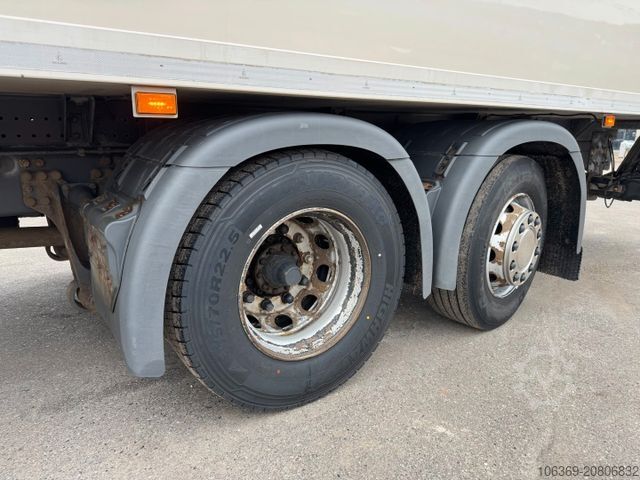 Kylbil SCANIA P320 6x2*4 Carrier Supra 1250 Mt 9.90 m. kasse