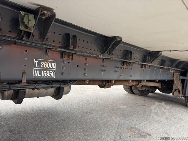 Kylbil SCANIA P320 6x2*4 Carrier Supra 1250 Mt 9.90 m. kasse