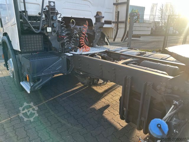 Nákladní vůz na nebezpečné materiály SCANIA R450 ADR EXII/EXIII/FL/AT PTO Euro6d Retarder