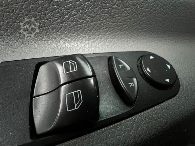 Minibús VOLKSWAGEN Crafter 2.5 TDi Maxi 9Sitze + Lift ENGINE BROKEN