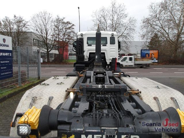 Haakarm vrachtwagen MAN TGS 26.460 - 6x2-4 - MEILLER RS 21.70 -