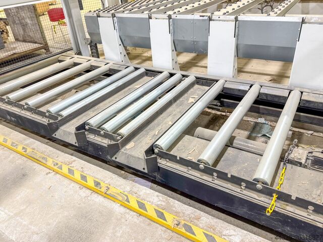 Pila na desky s automatickým posuvem HOMAG SAWTEQ B-200