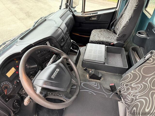 Kiepwagen Iveco TRAKKER 500