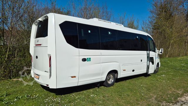 Minibús IVECO 2x Daily 70 Lagerfahrzrug Ferqui Sunrise 2,5 m B