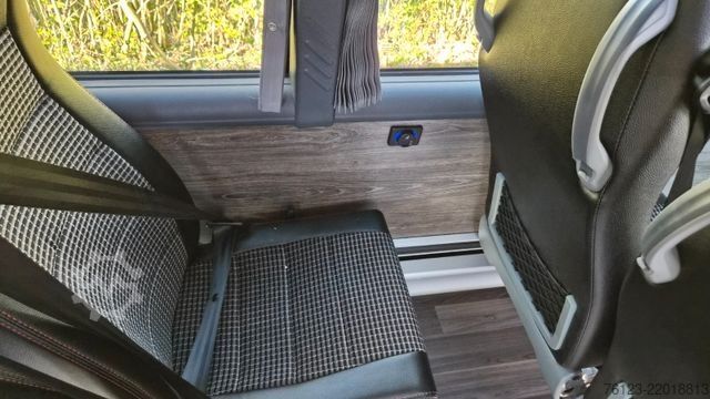 Minibús IVECO 2x Daily 70 Lagerfahrzrug Ferqui Sunrise 2,5 m B