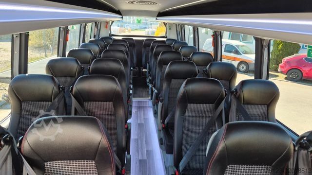 Minibús IVECO 2x Daily 70 Lagerfahrzrug Ferqui Sunrise 2,5 m B