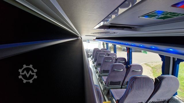 Minibús IVECO 2x Daily 70 Lagerfahrzrug Ferqui Sunrise 2,5 m B