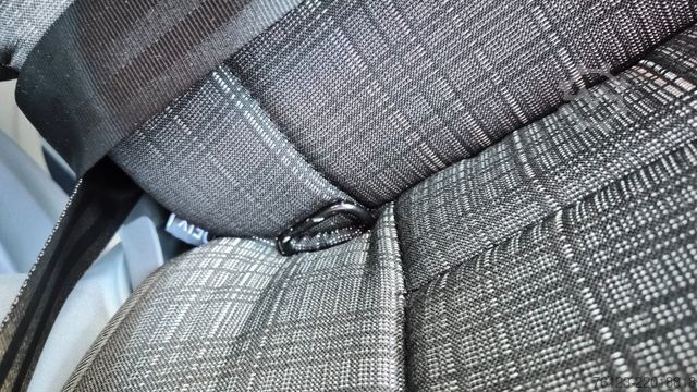 Højt tag varevogn PEUGEOT Boxer  Hochraum 9 Sitzer L3H2 verglast BlueHDi