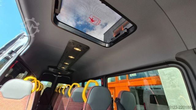 Minibüs MERCEDES-BENZ 8 Sprinter Lord Light 22 Sitzer Vorlauffahrzeug