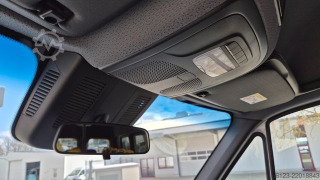 Minibüs MERCEDES-BENZ 8 Sprinter Lord Light 22 Sitzer Vorlauffahrzeug