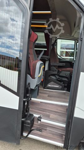 Minibús IVECO Daily C 65 Lagerfahrzeug Stock 519 Sofort