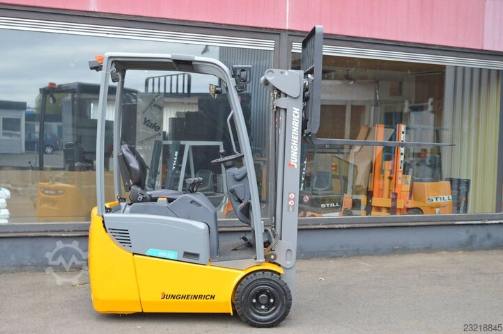 Empilhador Jungheinrich EFG 113