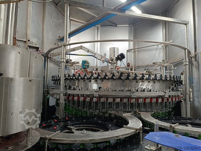 Plnicí linka na skleněné lahve, plnicí zařízení SACMI Complete Glass Filling Line 50.000 bph