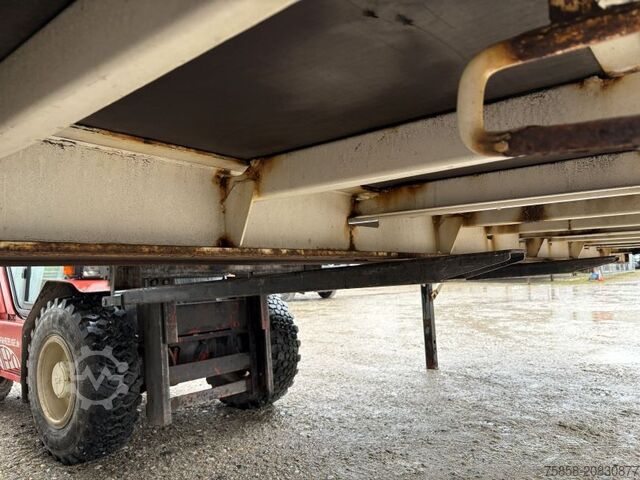 Swap body open Krone Plattform 7,82m mit Steckrungen mittig