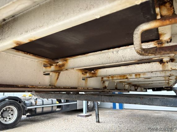 Swap body open Krone Plattform 7,82m mit Steckrungen mittig