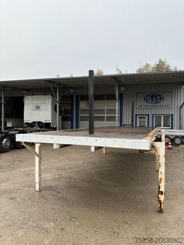 Swap body open Krone Plattform 7,45m mit Steckrungen mittig