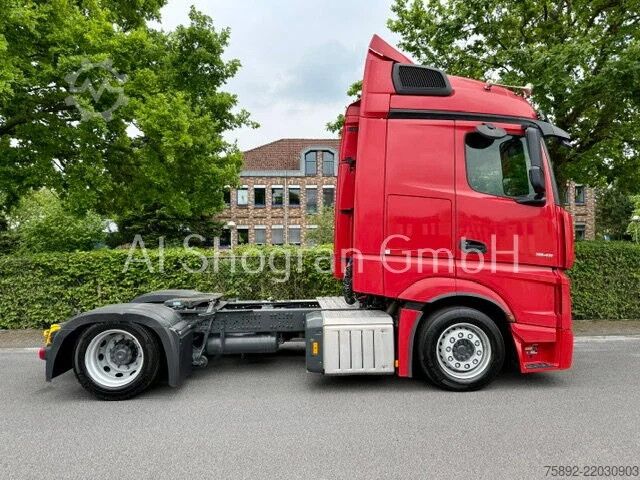 Volume SCM Mercedes-Benz Actros 1845 1845/StreamSpace/Retarder/LowLiner ...