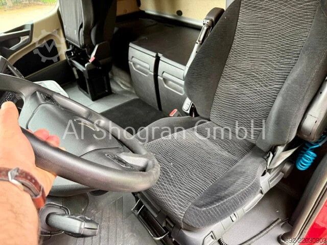 Volume SCM Mercedes-Benz Actros 1845 1845/StreamSpace/Retarder/LowLiner ...