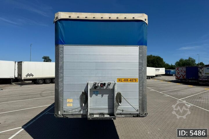 Posuvné plachty Schmitz Cargobull SCB*S3T / Disk brakes
