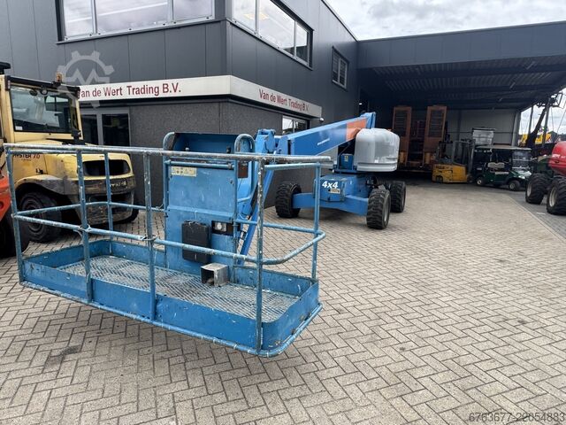 GENIE S45 Nacelle télescopique / plate-forme élévatrice 4x4 DEUTZ DIESEL 3435 heures 15,7 m Hauteur  GENIE S45 Telescoop hoogwerker / boomlift  4x4 DEUTZ DIESEL 3435uur  15,7M Werkhoogte 2007