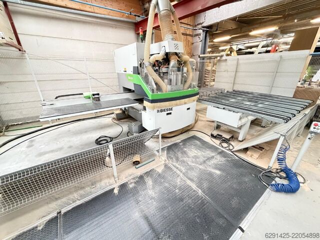 Centre d'usinage à passage continu BIESSE SKIPPER 130