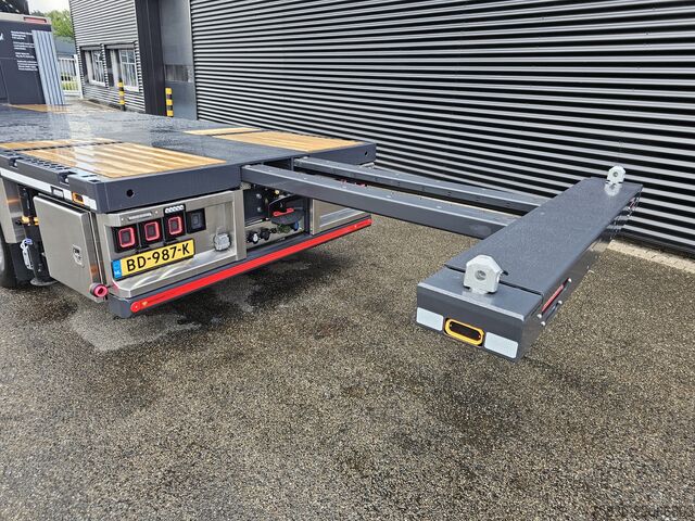 Vrachtwagen met kraan Scania R590 - 8x2 WIDE SPREAD / HMF 95 tm - JIB - LIER...