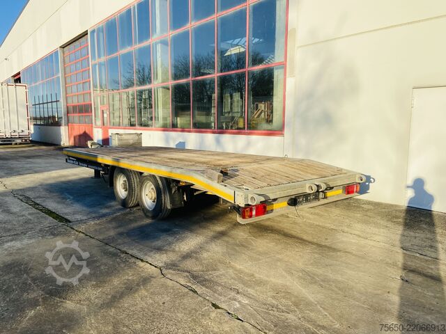 Reboque com plataforma rebaixada Möslein TTS 11 Schwebheim  Tandemtieflader