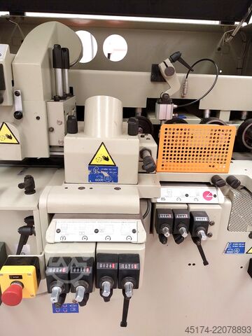Hobel- und Kehlautomat SCM COMPACT 23