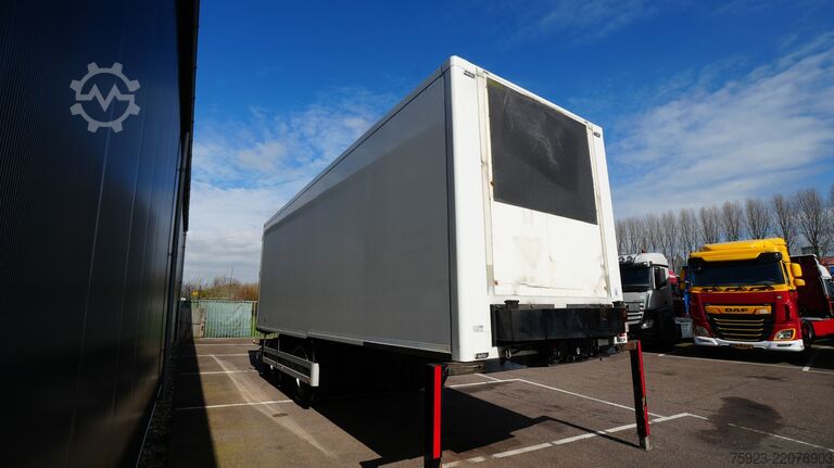 Pacton LZV SLIDER 2 AXLE Pacton LZV SLIDER 2 AXLE