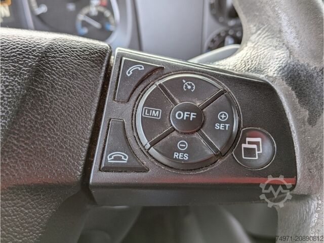 Camión frigorífico Mercedes-Benz Atego 1223 Kühlkoffer+LBW*Autom Tempo Klima SHZ