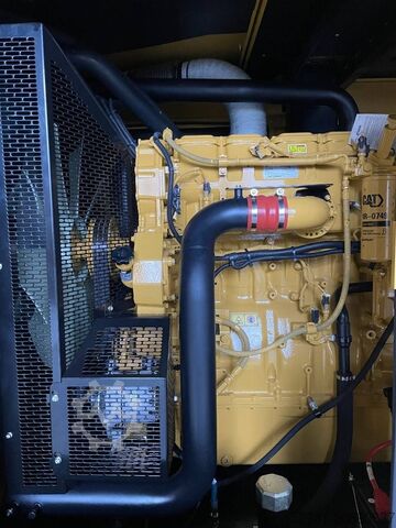 Agregado CAT DE550E0 - C15 - 550 kVA Generator - DPX-18027