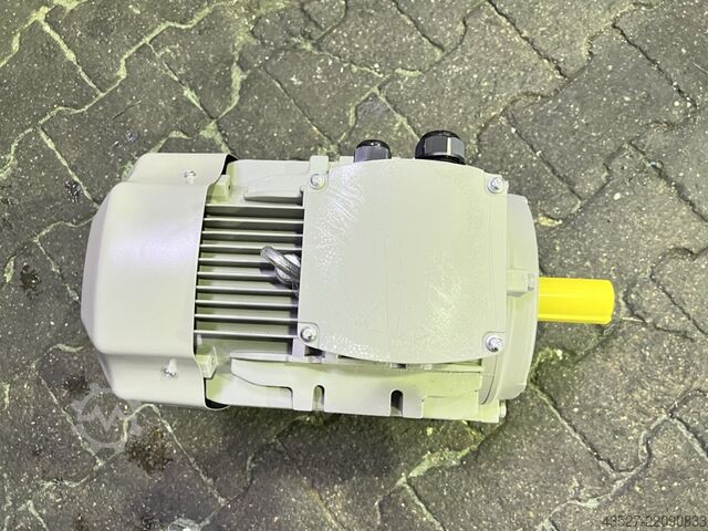 Motor MOLL - MOTOR Y2PE-132SA2B3